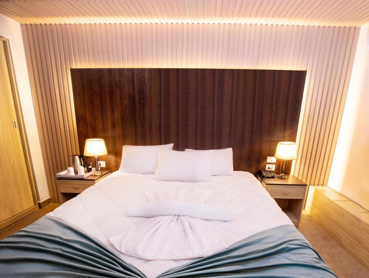 Blue Pyramids Eyes Hotel Al Kawm al Akhdar Exteriör bild